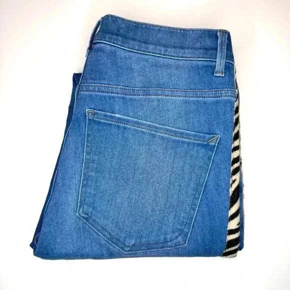 Express Women’s Barely Boot Mid Rise Jeans Size- 6 Regular - Picture 12 of 13